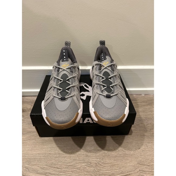 Shaq 4X Mens Basketball Shoes Medium Grey Low Top Sneakers AQ95035MN Size 10.5 main image 9